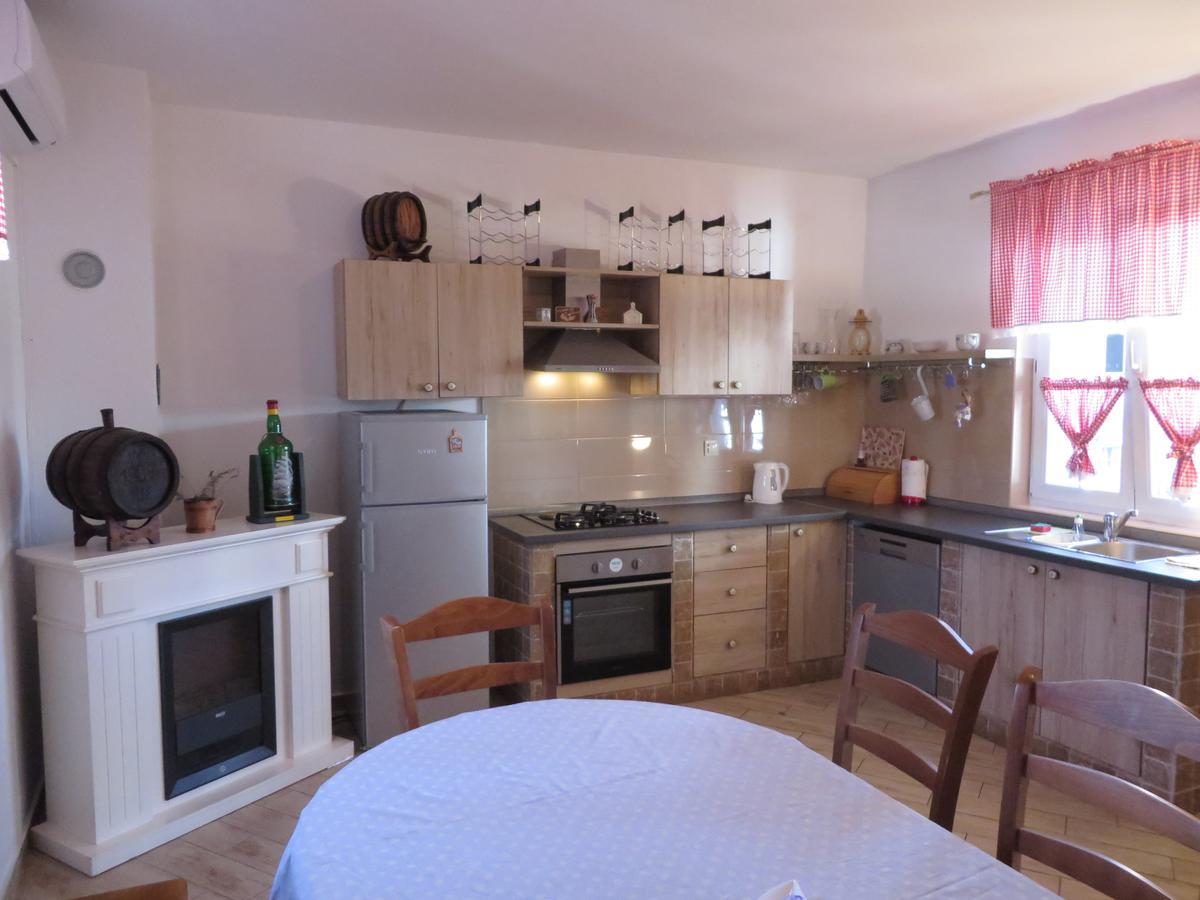 Banic Apartments With Pool Biograd Na Moru Εξωτερικό φωτογραφία